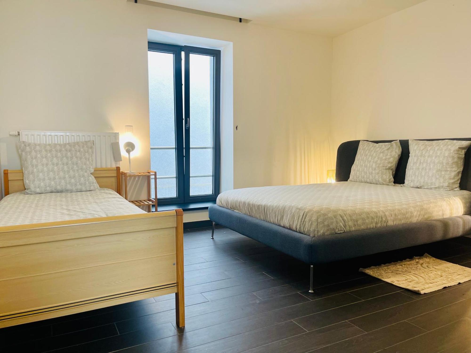 Down Town Spacious Loft Retreat With Private Parking Brussels Ngoại thất bức ảnh